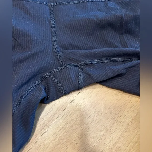 Lululemon Wunder Train Ribbed - Picture 2 of 5